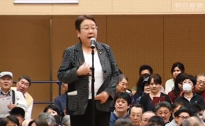 土俵上の挨拶拒否で中川市長が怒り！「男性市長は上なのに女性の私は下　辛いです」