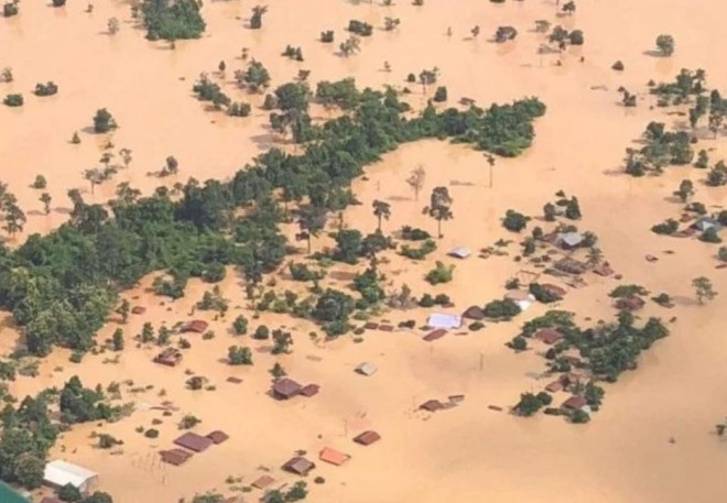 【大惨事】建設中のダムが決壊、六つの村が飲み込まれる！６６００人以上が住宅損失　ラオス