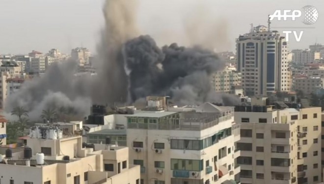 イスラエルとハマスの衝突激化！600発のロケット弾、報復空爆で200か所以上を攻撃！トランプ大統領はパレスチナ批判