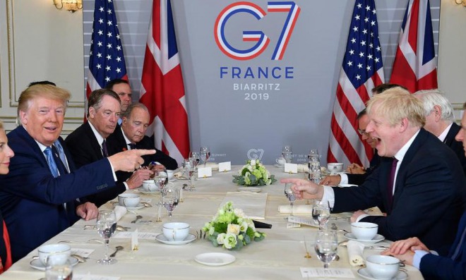 トランプ米大統領とジョンソン英首相が初の首脳会談で意気投合！EU離脱後に米英協定で一致　日本との協定にも言及
