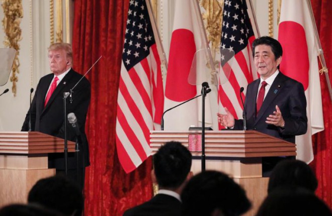 日米貿易協定で両首脳が署名！最終合意を確認、農産物で大幅譲歩　トランプ大統領「すばらしいものになった」