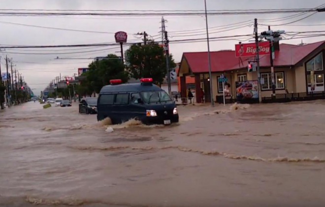 大豪雨の被害深刻、死者行方不明者が１３人に　千葉の佐倉市や茂原市は町が丸ごと浸水！土砂崩れも多発