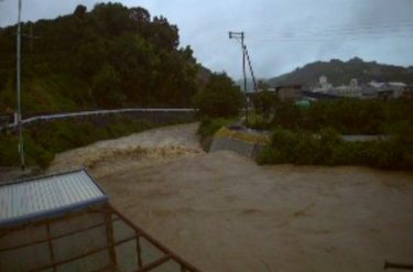 【緊急速報】大豪雨で近畿・東海・四国に警戒情報！筑後川で再び氾濫発生！大分の大分川も氾濫！