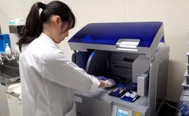 PCR検査で大学保有の機器を活用へ！文科省がやっと重い腰を上げる　1日最大4400件の能力　まだ検査数は不足も