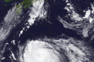 【緊急】最大瞬間風速80メートルの恐れ　気象庁「台風10号は特別警報級」「明日までに備えを終わらせて」