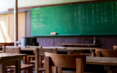 小中学校の30人学級実現へ　自民党の教育再生実行本部が「義務標準法」の改正要求　