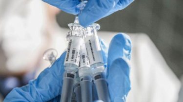 ワクチン接種後に医師14人がコロナで死亡　中国大手シノバック製のワクチン、有効性に疑念の声　インドネシア