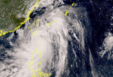 【警戒】台風14号(チャンスー)の勢力が急速拡大！最大瞬間風速85m/s、中心気圧910hPaで西日本に移動中！