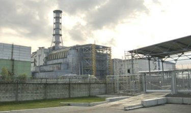 チェルノブイリ原発がまた電力喪失か　ロシアが送電線破壊と発表