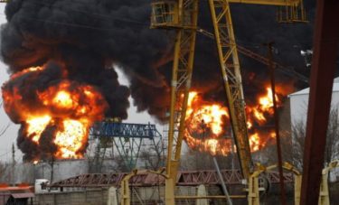 ウクライナがロシア領内の燃料貯蔵施設を空爆！ヘリコプターで低空侵入か　