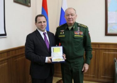 ロシアが新司令官を任命、シリアで攻撃的だったドボルニコフ氏　2週間以内に東部で大攻勢と予想も
