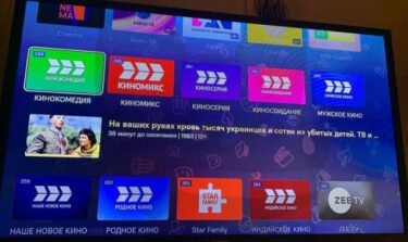 戦勝記念日にロシアTVがハッキングされる！「何千人ものウクライナ人と子供の死で血まみれだ」 とメッセージ