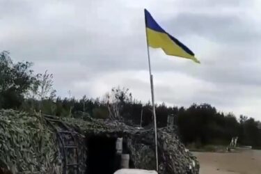 ウクライナ軍が東部要衝を奪還か！ロシアが事実上の撤退認める！ロシア軍が総崩れ？装備を捨てて逃げたとの報告も