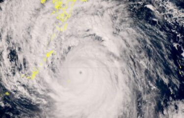 【厳重警戒】台風14号が過去最強クラスに成長！伊勢湾台風級で本州横断コース　専門家「極めて危険」「特別警報の恐れも」