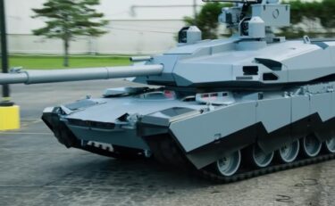 アメリカ陸軍が次世代戦車「エイブラムスX」を公開！自動迎撃システムや全方位の透視カメラ、無音走行、AI連携、燃費向上など　
