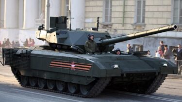 ロシアの最新鋭戦車T-14、ウクライナに初の実戦投入か　ウクライナ軍の攻撃でロシア兵63人死亡　年明けも各地で激戦続く