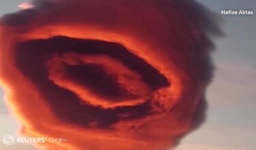 地震雲？トルコM7.8大地震、直前に奇妙な雲が報告されていた！目の形をした赤黒い雲　
