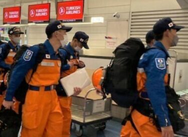 【速報】トルコ大地震で日本政府が国際緊急援助隊を派遣へ！死者確認は3700人超える、1万人以上が犠牲か