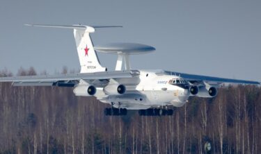 べラルーシの空軍基地でロシア軍のA-50早期警戒管制機が損傷との報道！反対派がドローンで攻撃　
