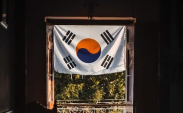 韓国政府、徴用問題で韓国の財団が日本企業に代わり支払いへ！韓国国内では賛否両論の大激論に！「未来志向的な決断」