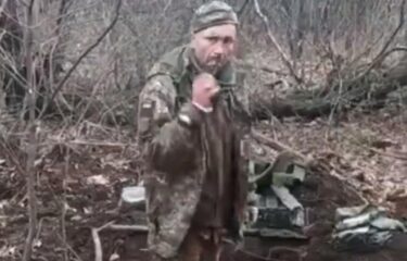 「ウクライナに栄光あれ」　ロシア軍がウクライナ兵捕虜を殺害する動画が拡散される！当局も調査へ