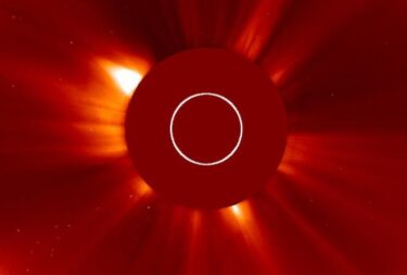 【厳重警戒】大型の太陽風が地球に接近中！今年最大規模、5月10日頃がピーク　複数のMクラス太陽フレアで巨大化　CME発生を観測