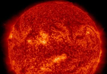 M6.0太陽フレアが発生！CME(コロナ質量放出)も同時観測、地球への影響は？各地で地磁気の変動も観測中