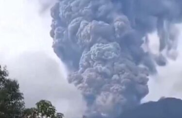 【注意】インドネシアで大規模火山噴火が発生！マラピ火山で1万5000メートルの噴煙　フィリピンでもM7余震を観測
