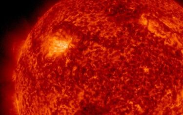 【注意】Xクラス大型太陽フレアが2連続発生！X1.7とX1.9、最大級のXクラスが相次ぐ！25日に地球と接触か　巨大黒点の出現で活発化