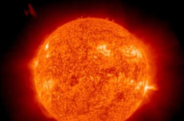 【注意】M9.4の強い太陽フレアが発生！最大X級に迫る規模、明後日にも地球方面に到来か　